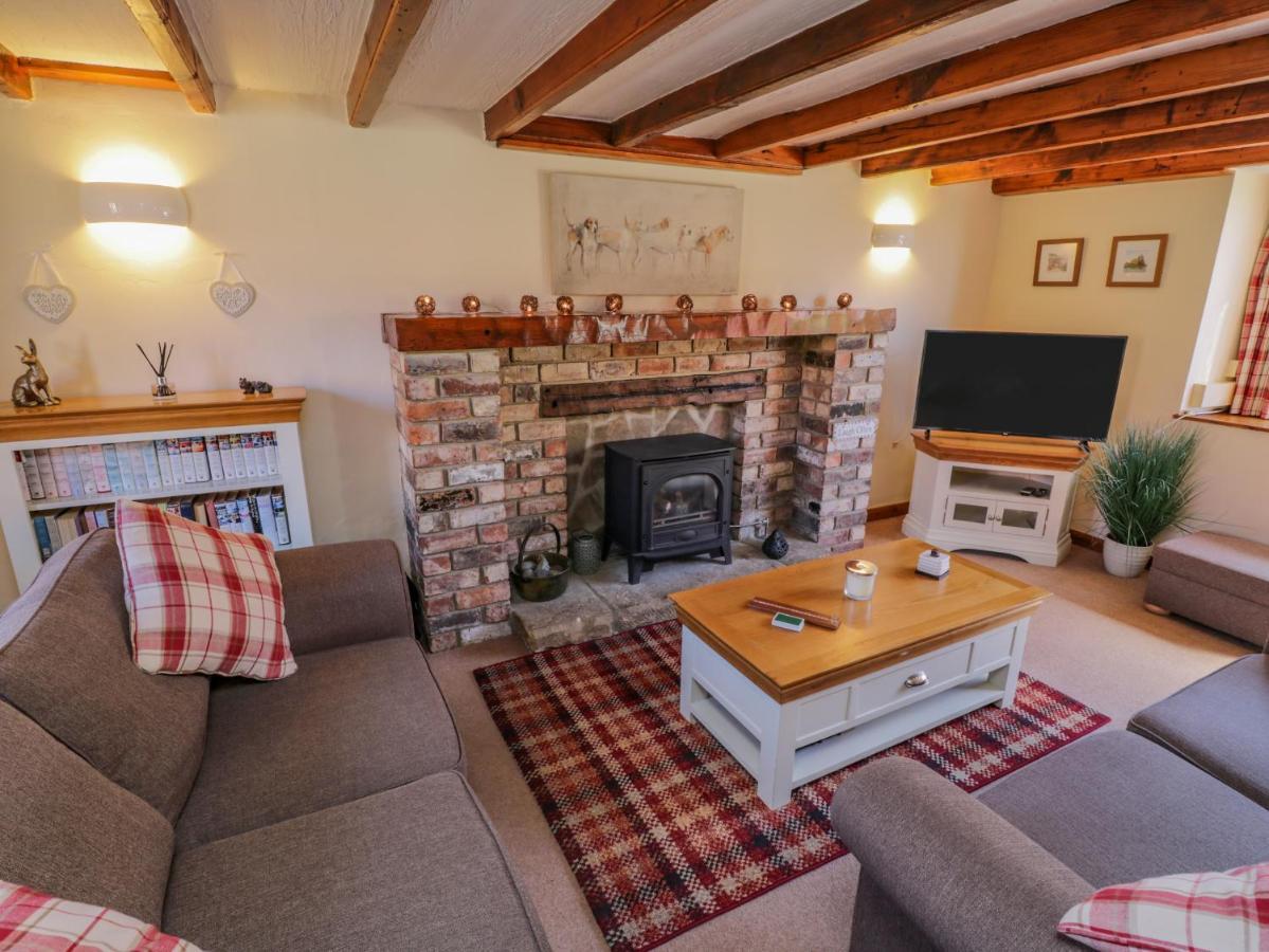Danby Cottage ウィットビー エクステリア 写真