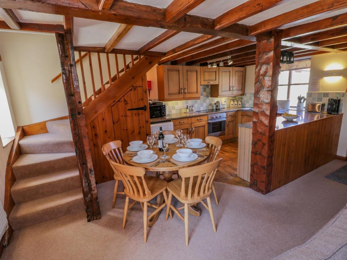 Danby Cottage ウィットビー エクステリア 写真
